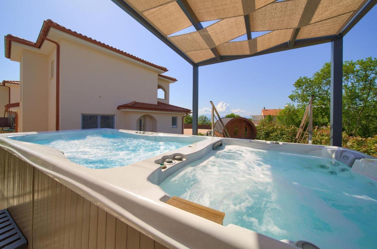 Holiday House Sea & Sun Residence Rasopasno Exterior photo